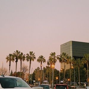 Meet your Posher, Ji